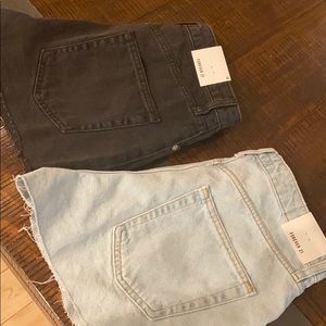2 pairs of forever 21 shorts